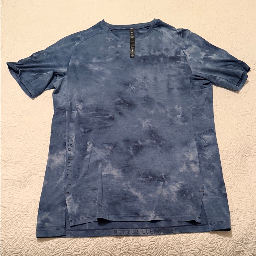 lululemon athletica Blue Cloud Short Sleeve Tee